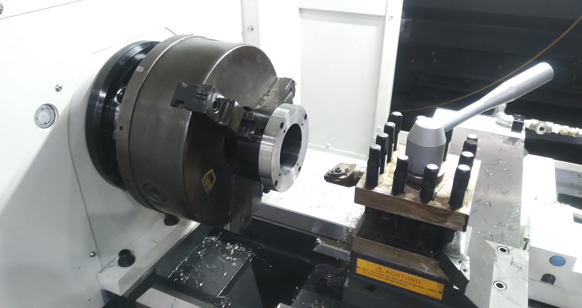 cnc-drehmaschine-chevalier-chuck-17861-big-3476c1b5e522a444b2e9038628cb9402bb051669
