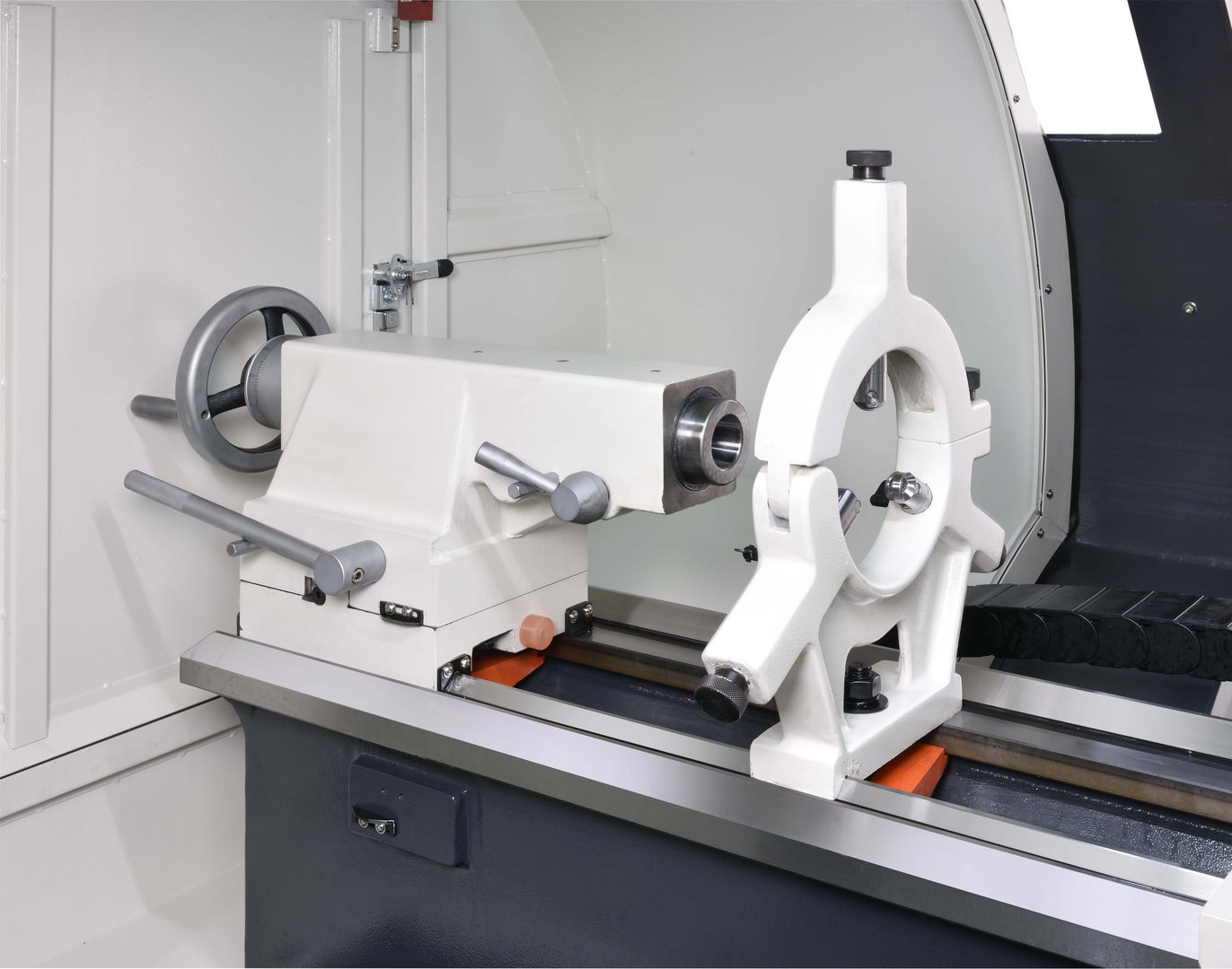 cnc-drehmaschine-chevalier-fcl-1840_accessory-toolstock-3-pointsteadyrest_202012-lq-17863-big-c9c130bb9d262e4c39ab4a9227a464738fb09940